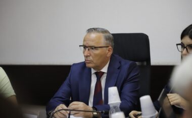 Mbahet mbledhja e Komitetit për Politikë dhe Financa në Mitrovicë