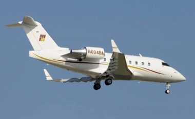 Mbeti më shumë se gjysmë ore në ajër me aeroplanin e tij, Pacolli akuzon Autoritetet e Aviacionit Civil të Kosovës