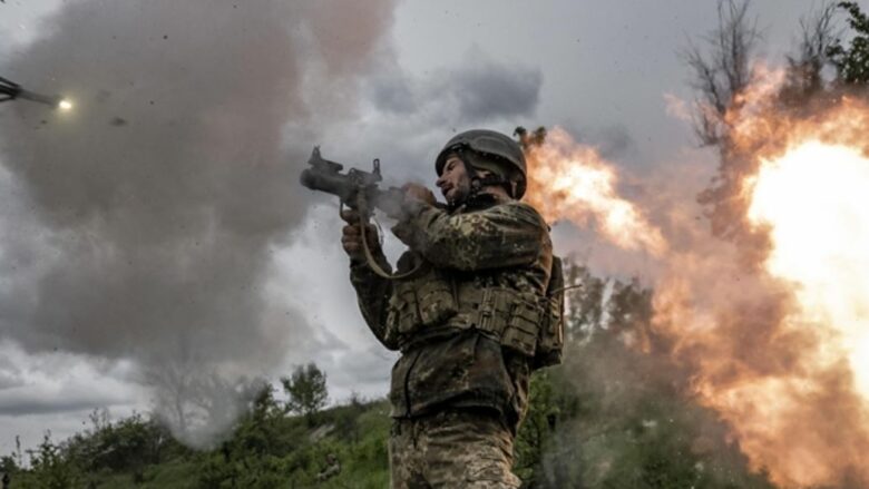 Çfarë do të ndodhë tani pasi Ukraina mori pëlqimin e SHBA-së për sulme brenda Rusisë me armë amerikane?
