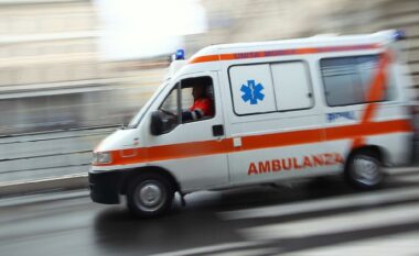 Bie në kontakt me rrymën, 43-vjeçari nga Suhareka vdes rrugës për në spital