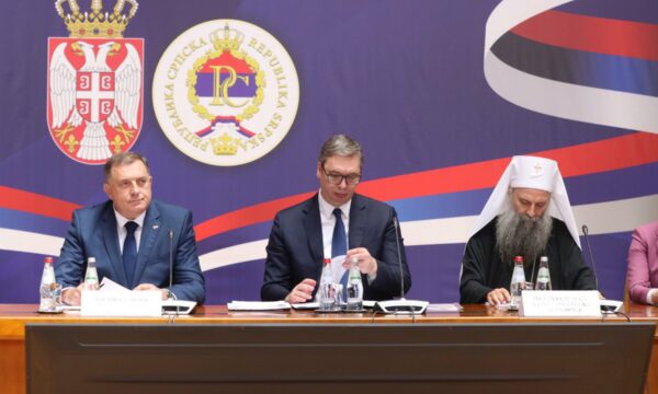 Çfarë thuhet për Kosovën në deklaratën e Serbisë dhe Republika Srpska të miratuar në Beograd?