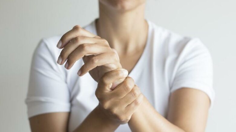 A e dini se operacioni i duarve është i mundur pa përdorimin e bisturisë?