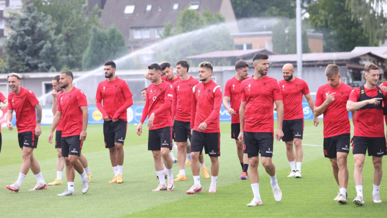 Shqipëria mbyll përgatitjet për ndeshjen vendimtare ndaj Spanjës
