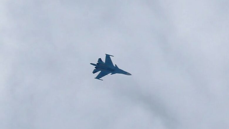 Rrëzohet aeroplani ushtarak rus Su-34, raportohet për viktima