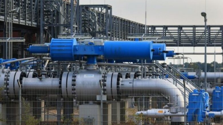 Blerësi më i madh i gazit të Gazprom në BE, anulon kontratën me Rusinë