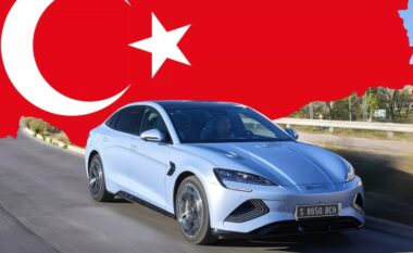 Turqia vendos 40% tarifë importi për makinat kineze