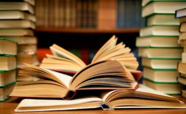 Në Prishtinë po mbahet “Panari i Librit”, por a ka mungesë të lexuesve?