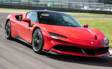 Ferrari elektrik pritet të kushtojë mbi gjysmë milion euro