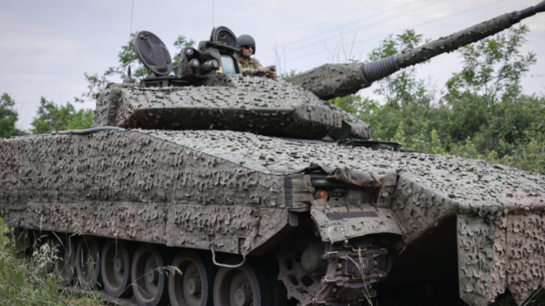 Ukraina pritet të furnizohet me tanke të reja suedeze