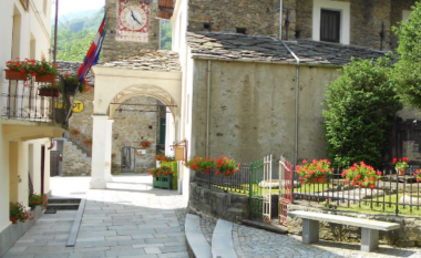 Historia interesante e fshatit italian me 46 banorë, 30 prej tyre kandidojnë për kryetar fshati
