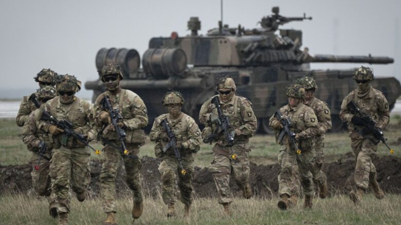 NATO thotë se mbi 300,000 trupa tani janë në gatishmëri të lartë