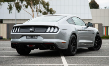 Ford po tërheq nga tregu një numër të automjeteve Mustang për shkak të një defekti