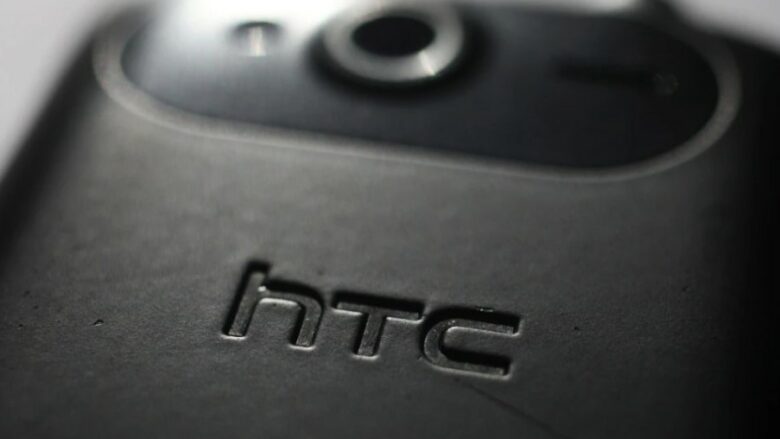 E mbani mend telefonin legjendar HTC? Ai nuk është zhdukur, po sjell modelin e ri