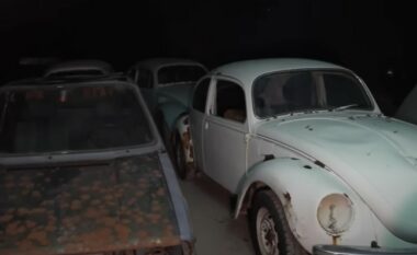 Dhjetëra klasikë Volkswagen në një minierë të braktisur zvicerane