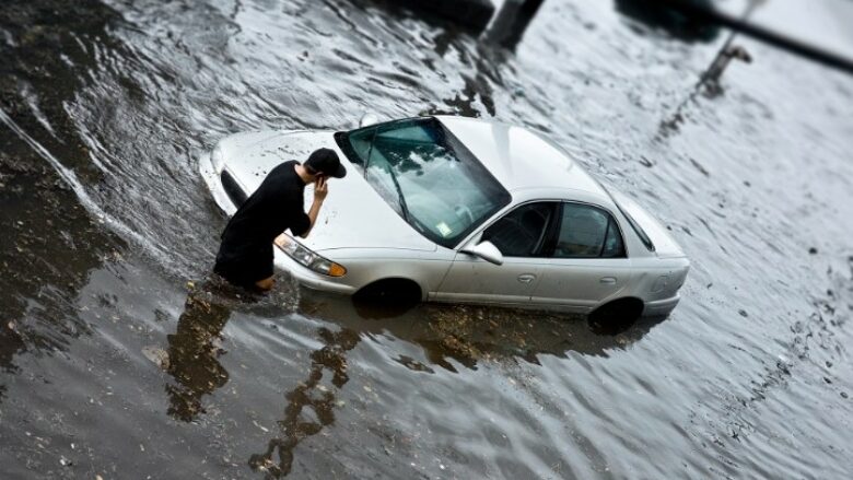 Sa i thellë është uji i rrezikshëm për veturën tuaj?!