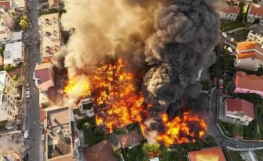 Zjarri në tregun e Shkodrës, pesë banesa të djegura dhe 25 njësi tregtare