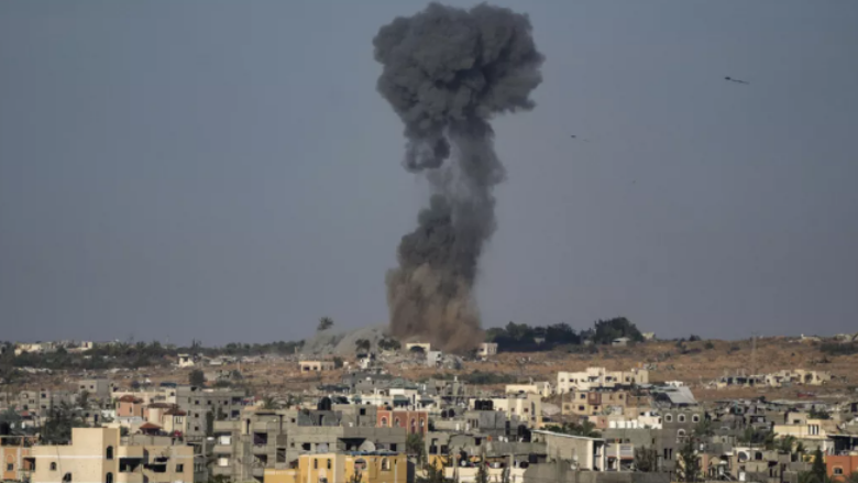 Të paktën 11 të vdekur nga sulmet e fundit izraelite në Gazë ndërsa SHBA-ja vazhdon t’i kërkojë Izraelit të pranojë marrëveshjen për armëpushim