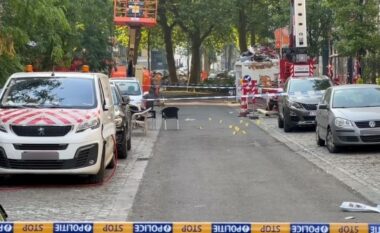 Dy të vdekur dhe dy të plagosur rëndë nga të shtënat në një zonë të njohur për trafik droge në Bruksel