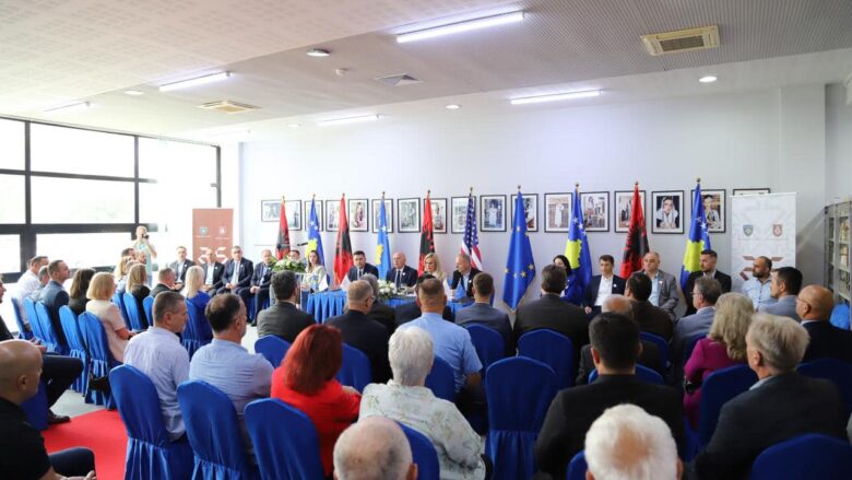 Gjakova shënon 25 vjetorin e Ditës së Çlirimit
