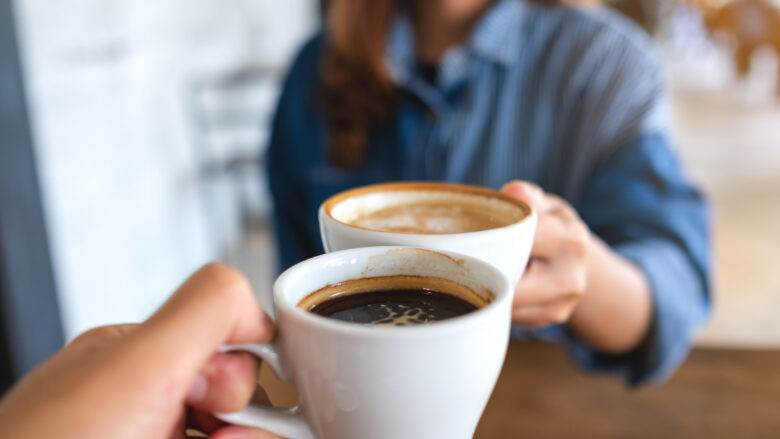 Çfarë mund të ndodhë me trupin tonë nëse pimë kafe me stomakun bosh