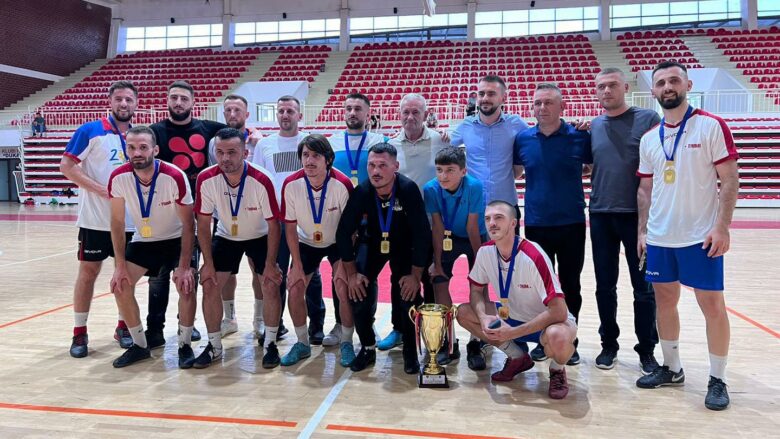 Klina mbanë turnirin tradicional të futbollit të vogël kushtuar ish-komandantit Mujë Krasniqi