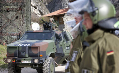 Gjermania zgjat mandatin ushtarëve në KFOR, analistët: Sinjal se Berlini është i shqetësuar për gjendjen e sigurisë në Kosovë