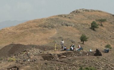 Zbulime të reja arkeologjike në Korçë, dëshmi të një vendbanimi