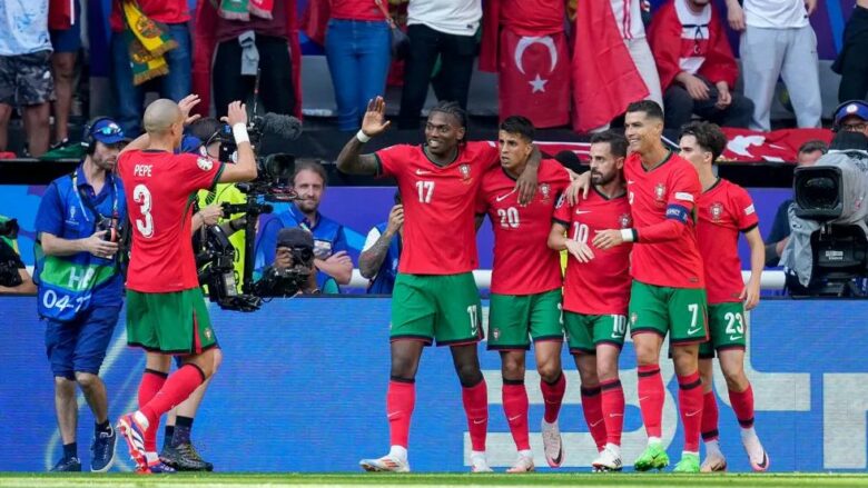 Notat e lojtarëve, Turqi 0-3 Portugali: Silva dhe Fernandes më të mirët