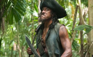 Sulmohet nga peshkaqeni dhe humb jetën aktori i “Piratëve të Karaibeve”
