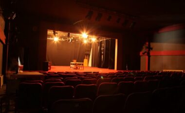 Teatri i Gjilanit gjatë muajit qershor me shfaqje të larmishme