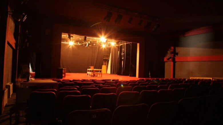 Teatri i Gjilanit gjatë muajit qershor me shfaqje të larmishme