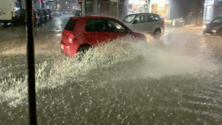 Gjendje stabile pas reshjeve në Fushë Kosovë, qytetarët kërkojnë kompensim të dëmeve