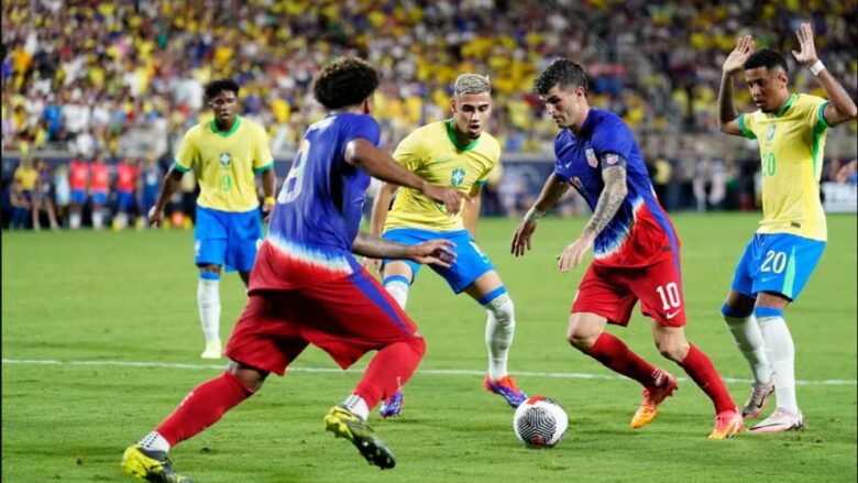 Brazili dhe ShBA-të luajnë baras në një miqësore të ‘çmendur’