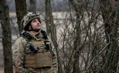 Ukrainasit pretendojnë se rusët kanë humbur 1,160 ushtarë tjerë dhe 58 sisteme artilerike në 24 orët e fundit