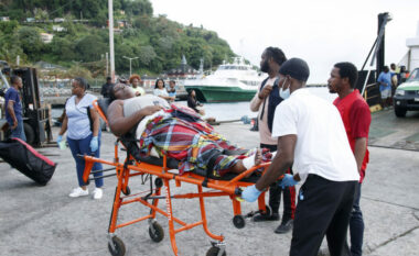 Uragani Beryl godet Xhamajkën, rrezikohet Meksika