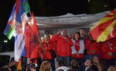 Gjatë zgjedhjeve lokale Maksim Dimitrievskit nuk i pengonte flamuri shqiptar, dalin fotografitë gjatë fushatës