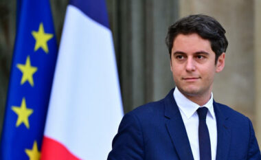 Macron pranon dorëheqjen e kryeministrit francez
