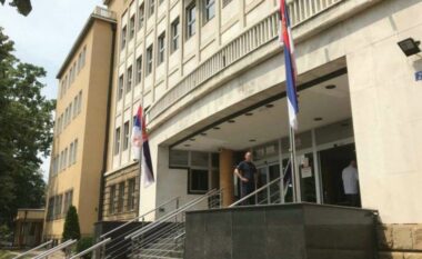 Gjykata në Beograd ia cakton 30 ditë paraburgim kosovarit të arrestuar mbi pretendimin për krime në Koshare