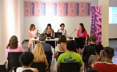 Në panelin e tretë të Anibar 15 u diskutua për pasigurinë e grave në hapësirat publike