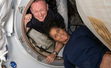 Po rrjedh helium në anijen kozmike të Boeingut - astronautët mbërthehen në hapësirë