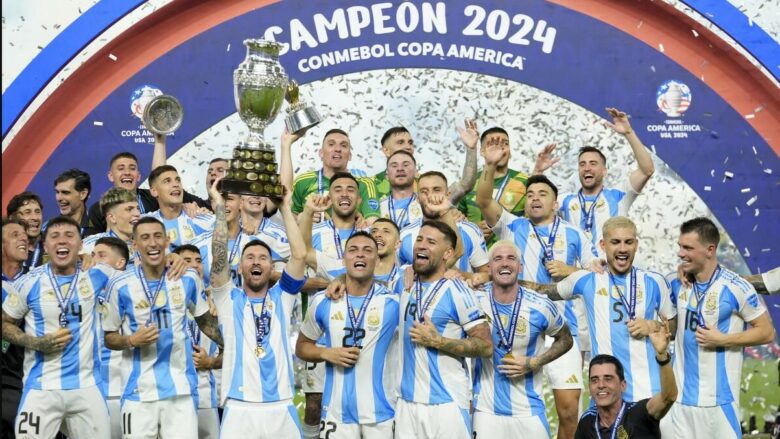 Argjentina mposht Kolumbinë pas vazhdimeve, mbron titullin e kampionit në ‘Copa America’