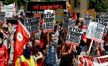 Protesta në Milwaukee: Ndalojeni Trumpin dhe republikanët racist