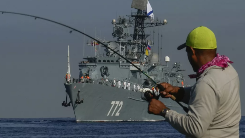 Tre anije luftarake nga Flota Baltike e Rusisë ankorohen në Kubë, qëllimi i vizitës i panjohur