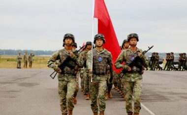 Kina dhe Bjellorusia nisin stërvitje të përbashkëta ushtarake pranë kufirit polak, në prag të samitit të NATO-s