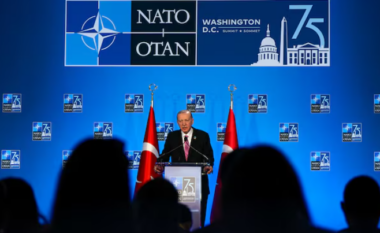 Erdogan thotë se Turqia nuk do të miratojë përpjekjet e NATO-s për të bashkëpunuar me Izraelin