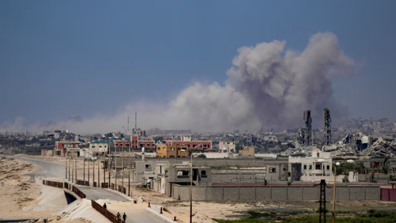 Izraeli urdhëron evakuimin e zonës humanitare në Gazë për të filluar një operacion ushtarak kundër Hamasit
