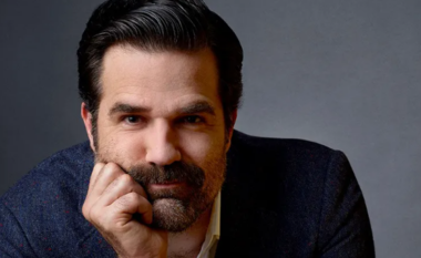 Aktori Rob Delaney thotë se dëshiron të vdesë në të njëjtën dhomë ku vdiq djali i tij