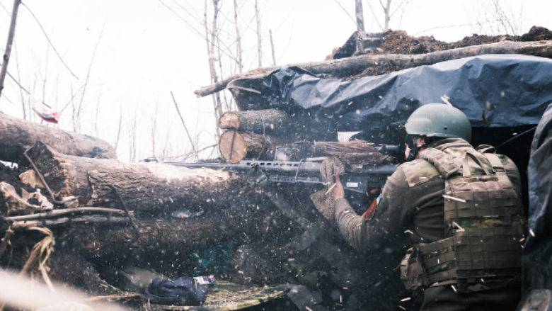 ISW: Ukraina po formon brigada të reja, por po përballet me vështirësi për t’i armatosur