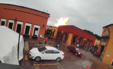 Pesë të vdekur nga një shpërthim në një fabrikë në Meksikë