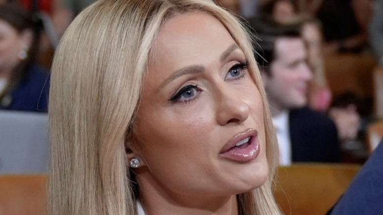 Paris Hilton habit fansat me ndryshimin e zërit të saj gjatë seancës dëgjimore në Kongres